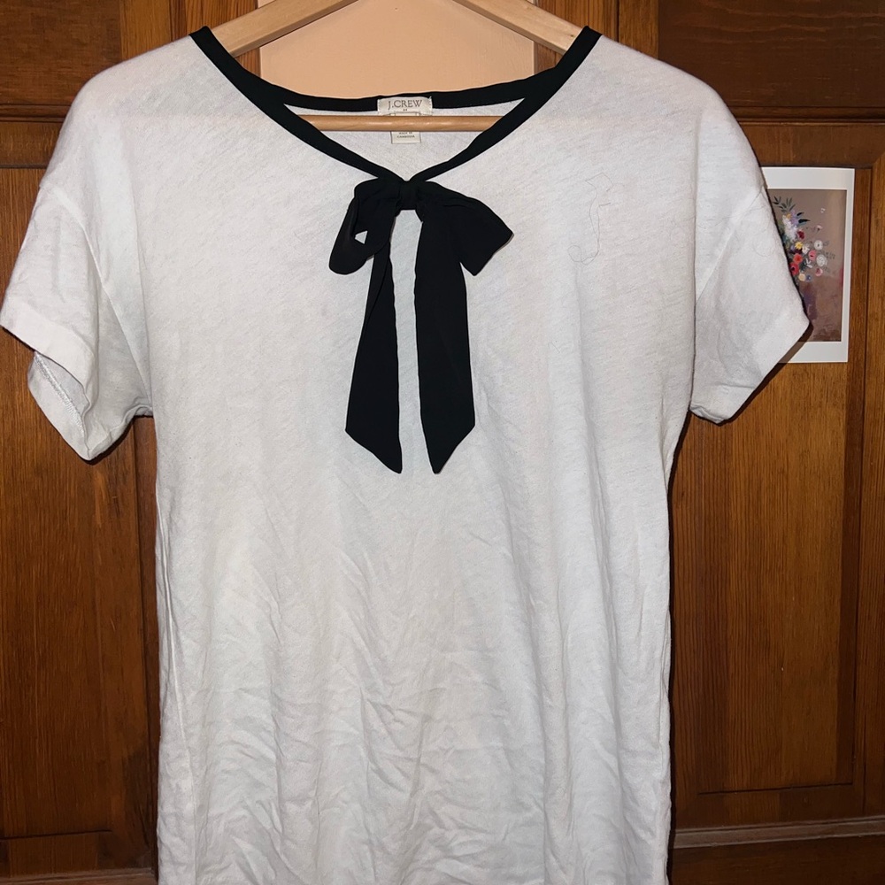 Women J Crew White Top with Black Bow Accent